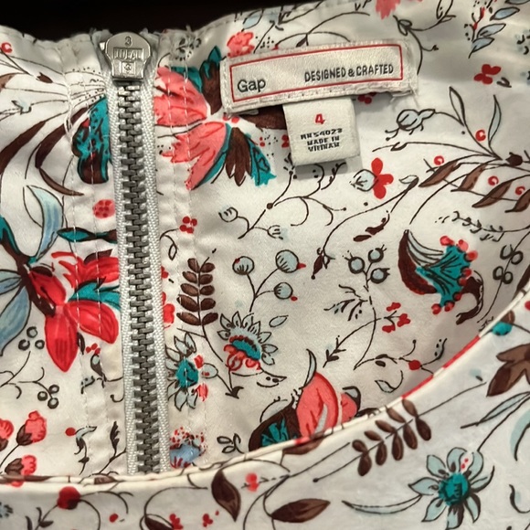 NWOT. Size 4 Gap A line dress - Picture 2 of 8
